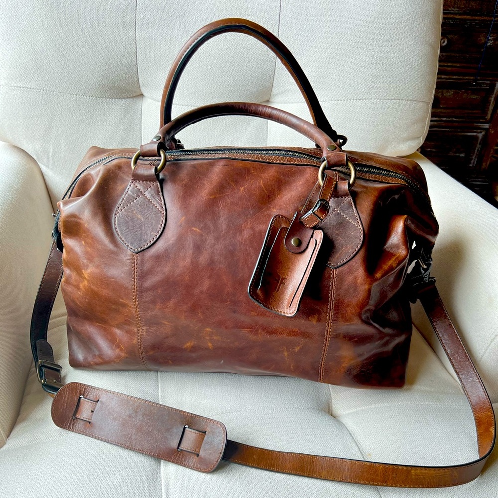 Frye Logan Leather Overnight Bag - Cognac